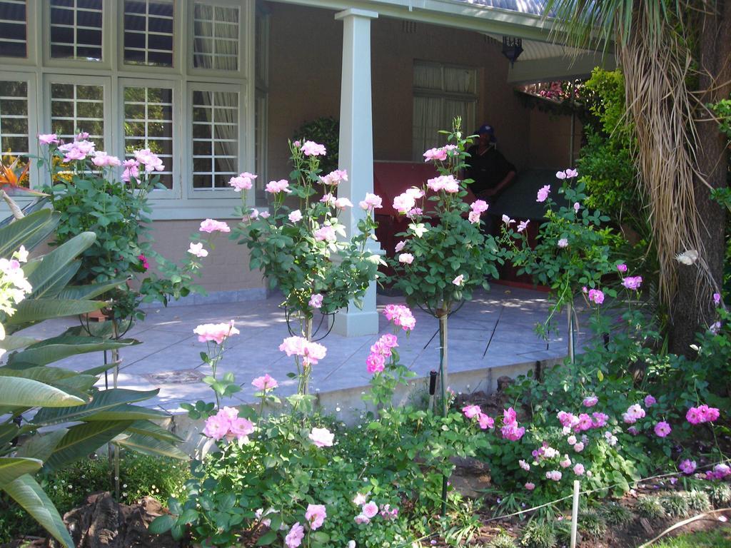 Oleander Guest House Kimberley Exterior photo